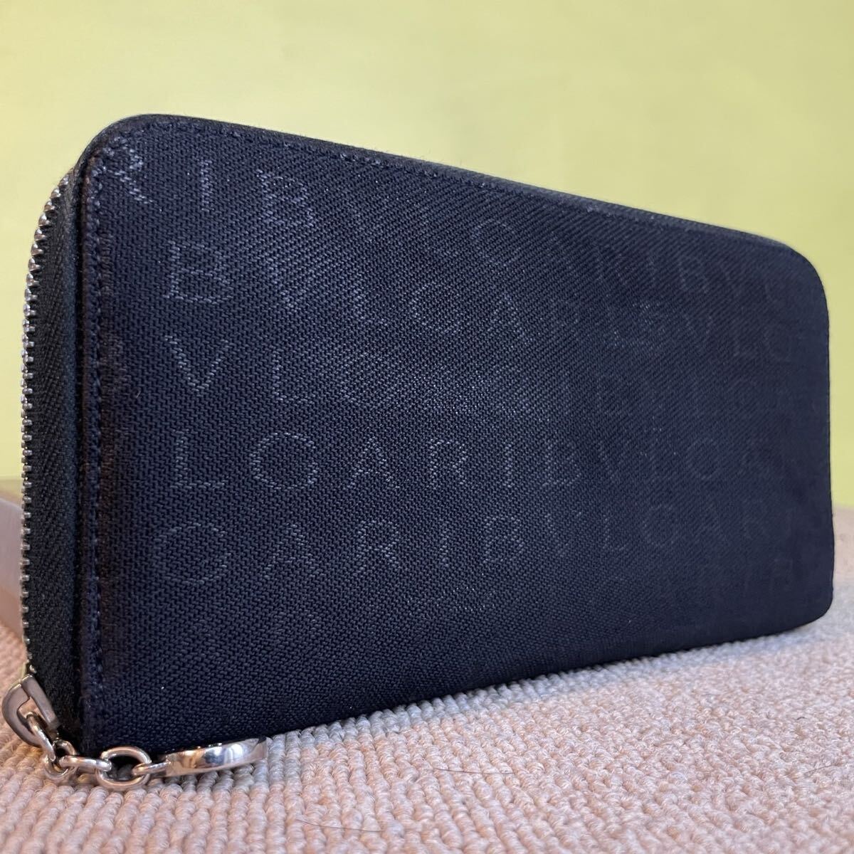 一円 美品 BVLGARI ブルガリ ロングウォレット ラウンドファスナー ビーゼロ 長財布 ブラック 財布 ロゴマニア拍卖