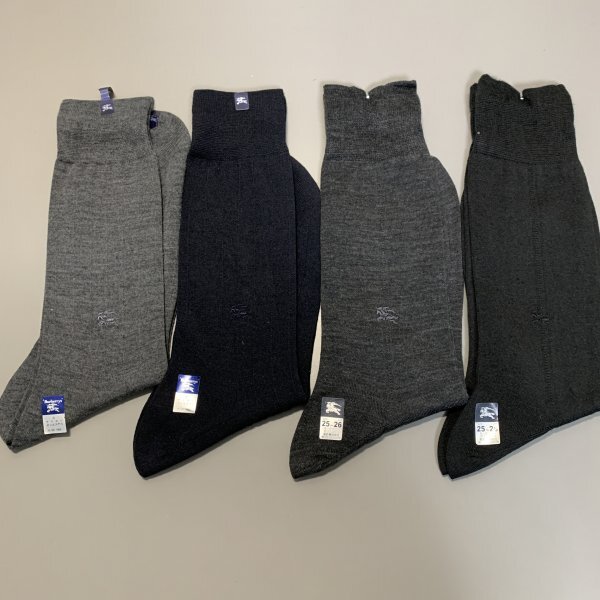 1円〜 Burberry バーバリー ソックス 靴下 4足 黒 ネイビー チャコール C5648拍卖
