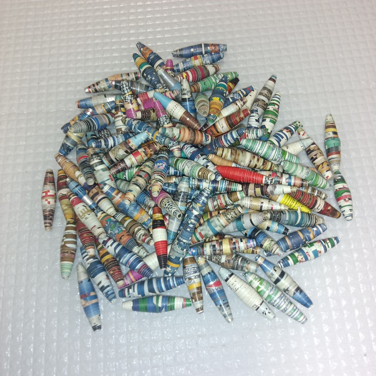 100円〜 k27 ペーパービーズ・紙ビーズ まとめて拍卖