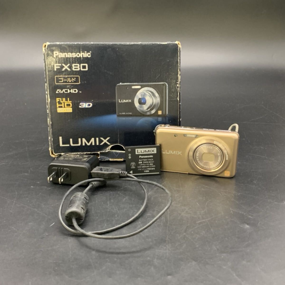 杉本 5月 NO.214 Panasonic ルミックス LUMIX コンパクトデジタルカメラ DMC-FX80 1:2.5-6.4 液晶汚れあり 汚れ傷あり 通電動作確認済拍卖