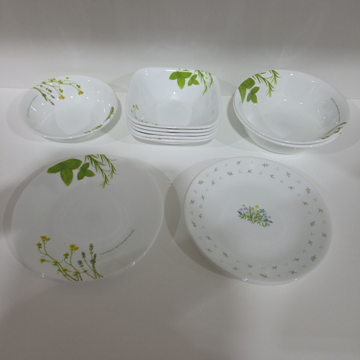 №555 中古食器 コレール 食器13点セット ※同じ柄で全て揃っていません!拍卖