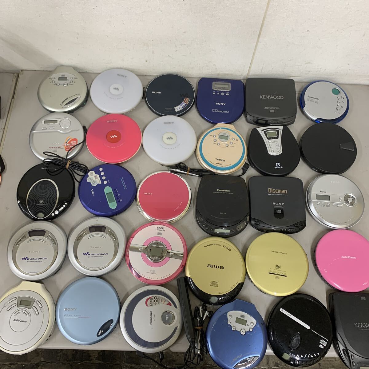 060406. SONY.Panasonic など ポータブルCDプレーヤー CDプレーヤー.まとめ売り.動作未確認.ジャンク.拍卖