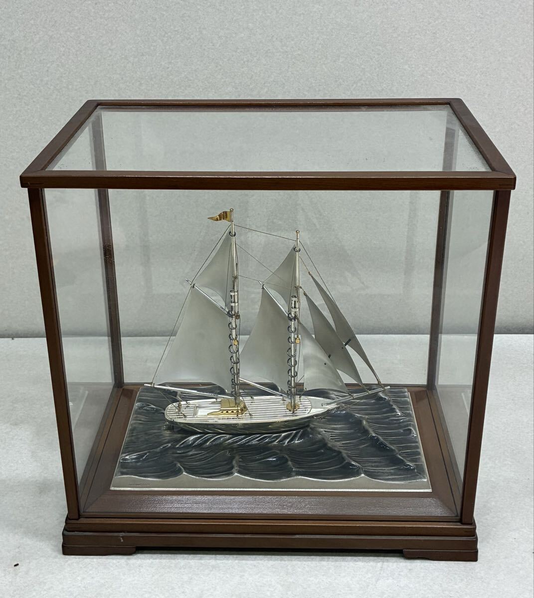 Y722★ 置物 帆船 ヨット STERLING 960 BASE SILVER PLATED ガラスケース インテリア オブジェ 拍卖
