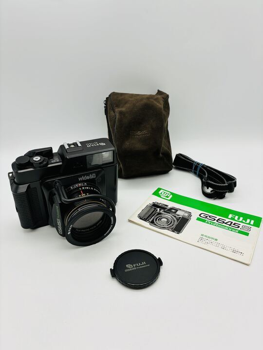 【17825】 ★1円スタート FUJIFILM 富士フィルム GS645S Professional Wide60 レンジファインダーカメラ 専用ケース付き拍卖