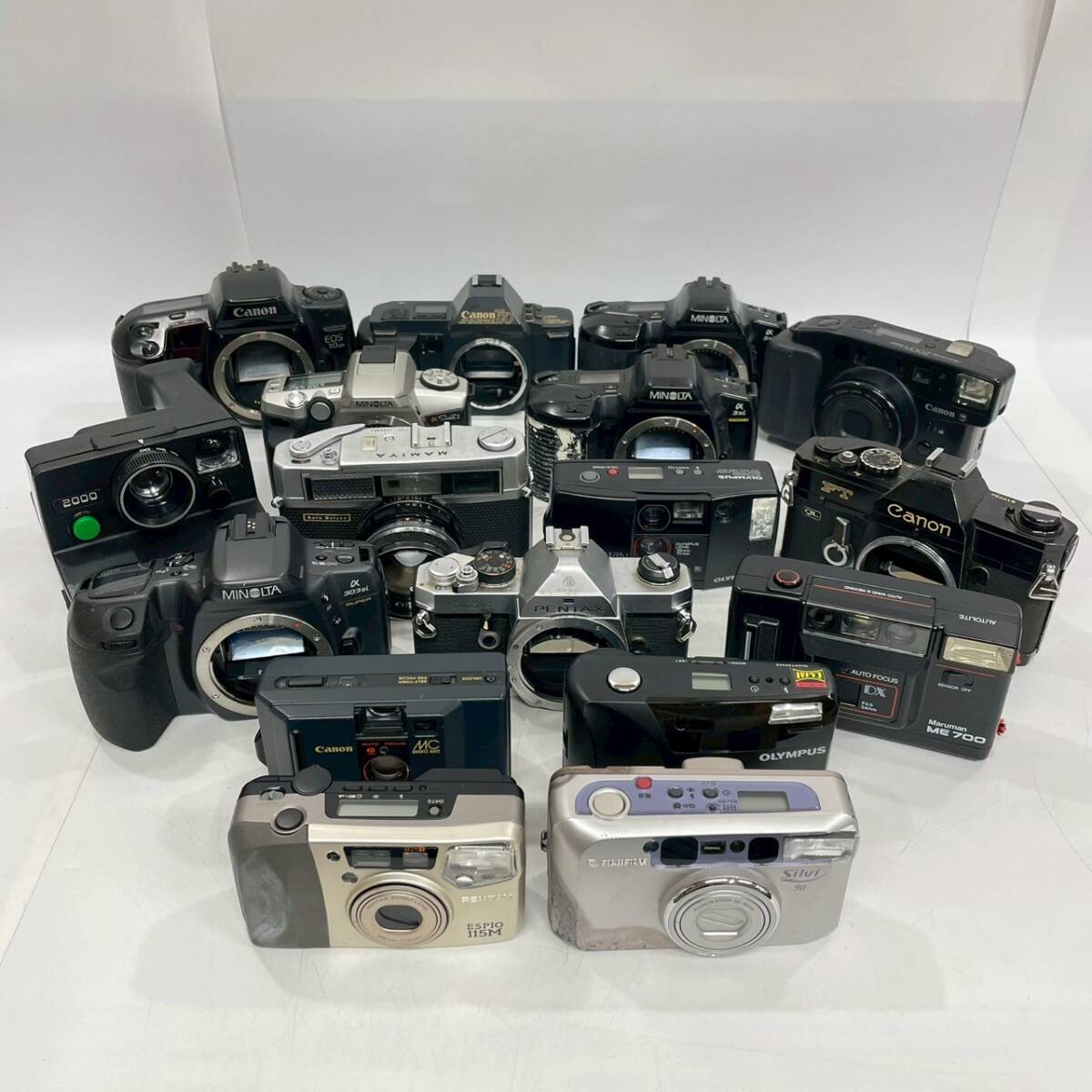 ■ 1円〜【まとめ売り】 フィルムカメラ 17点まとめ MINOLTA PENTAX Canon OLYMPUS FUJIFILM 等 ポラロイド ブラック ヴィンテージ L210469拍卖
