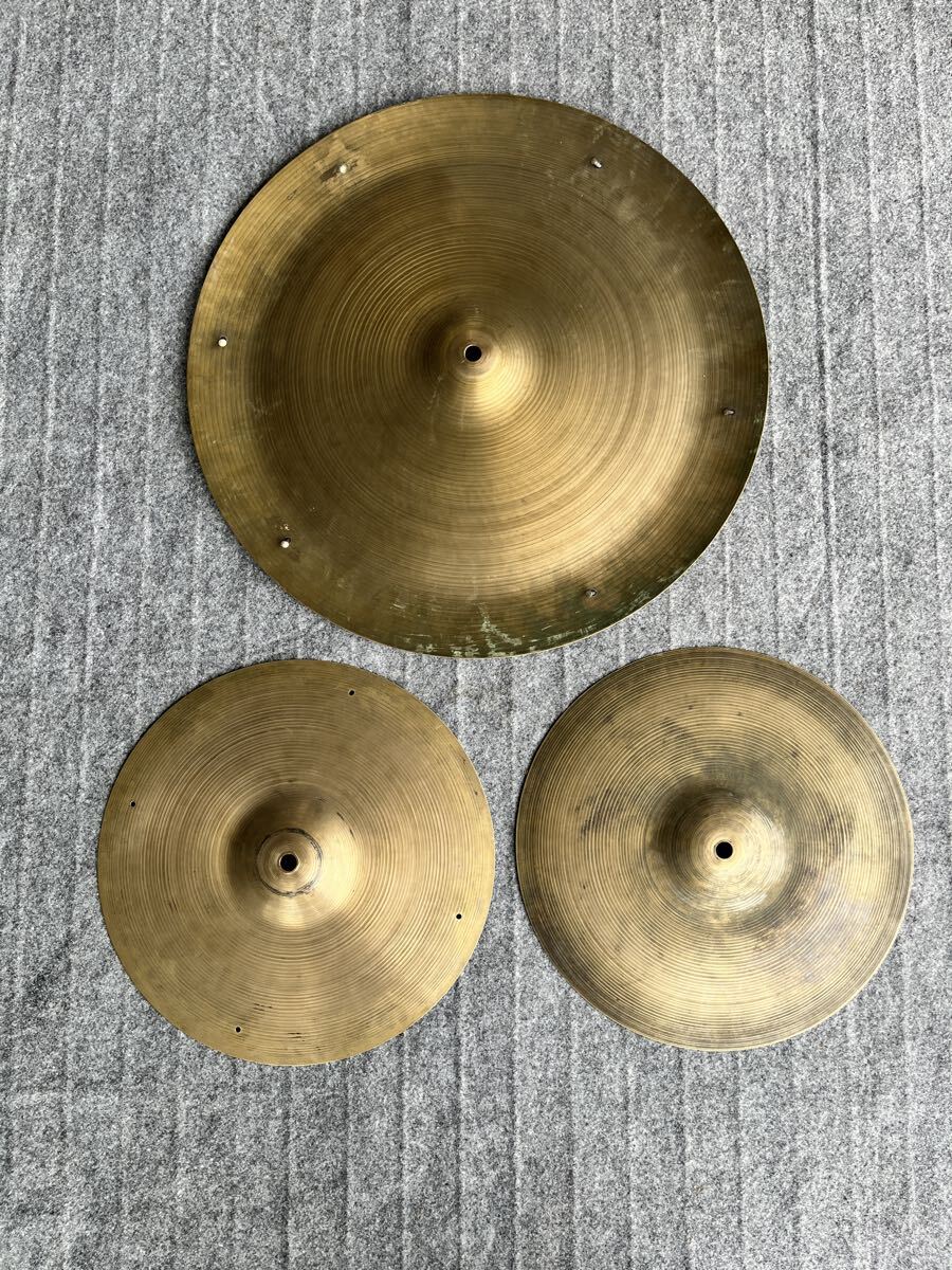 【3枚セット】Avedis Zildjian ジルジャン シズルシンバル 46cm 30cm 刻印あり ドラム 民族楽器 まとめ (STM16613)拍卖