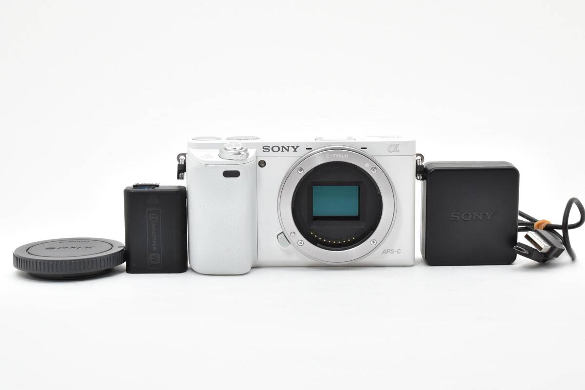 極上品 Sony α6000 ボディ ホワイト て02拍卖