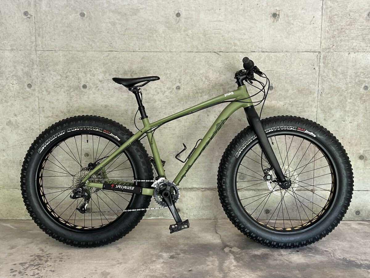 発送の準備ができました。高価おまけつき 可変シートポスト Specialized fatboy 2014 M size ファットボーイ ファットバイク グリーン X7拍卖