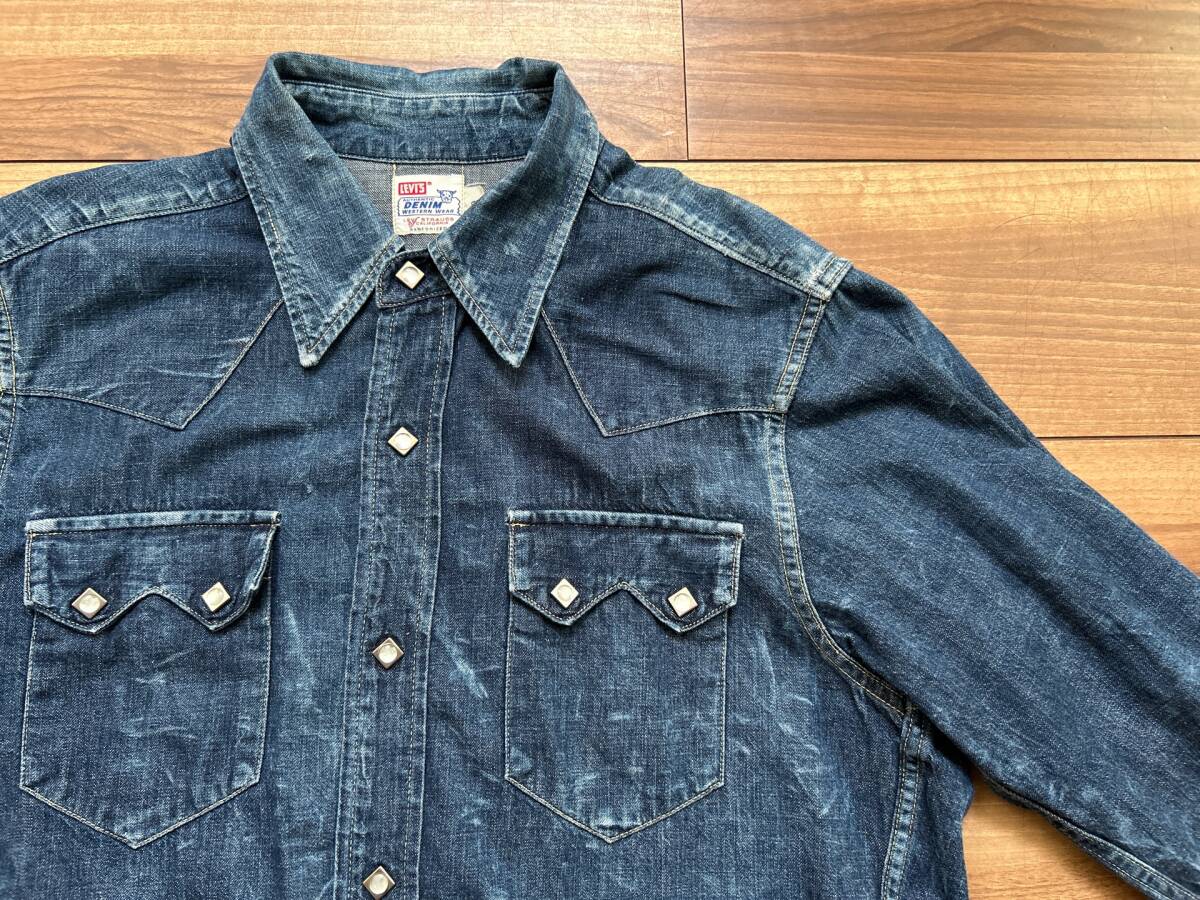 サイズ40 Levi's リーバイス 50s 復刻 レプリカ ショートホーン ウエスタン デニムシャツ 長袖 ヴィンテージモデル アメカジ 古着 濃紺色落拍卖