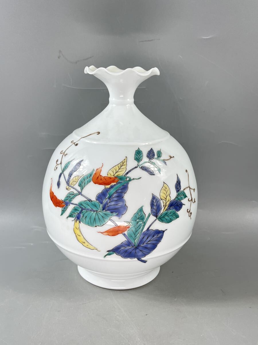色鍋島 花瓶 濁し手 色絵 花紋 在銘 ◯香 有田焼 花器 フラワーベース 美品【博圓】高24.7cm拍卖