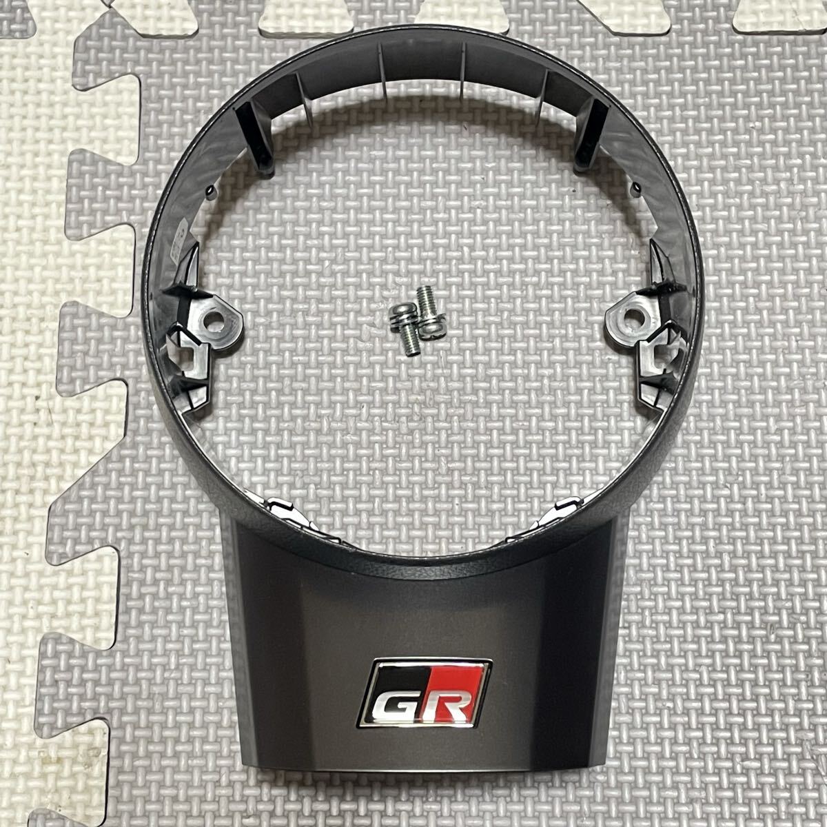 ★美品★GRヤリス GXPA16 MXPA12 トヨタ純正ステアリングベゼル カバー エンブレム★拍卖