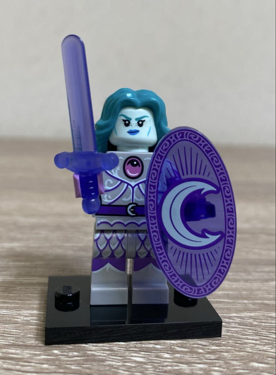 レゴ LEGO 7番 71032 ミニフィグシリーズ22から 7番 夜警団(月の戦士) Night Protector拍卖