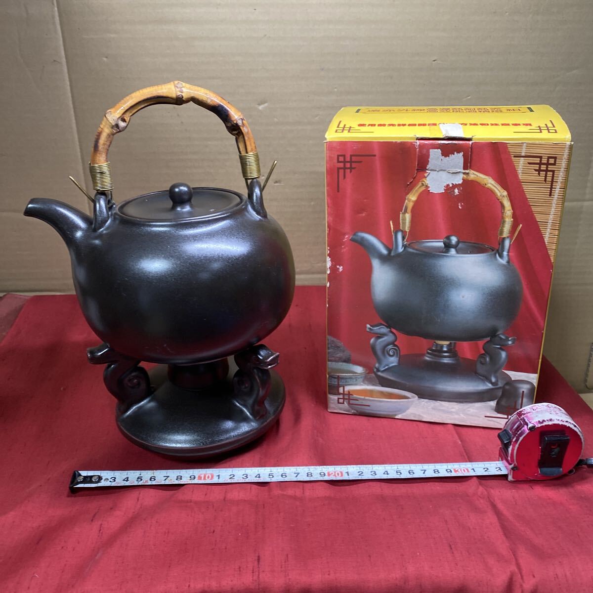 茶器 やかん 遠赤外線を利用した高性能アルコールランプセット 京窯ブランドの製品 中国食器 茶器 陶器 高導熱耐熱壺 高效能酒精燈組拍卖