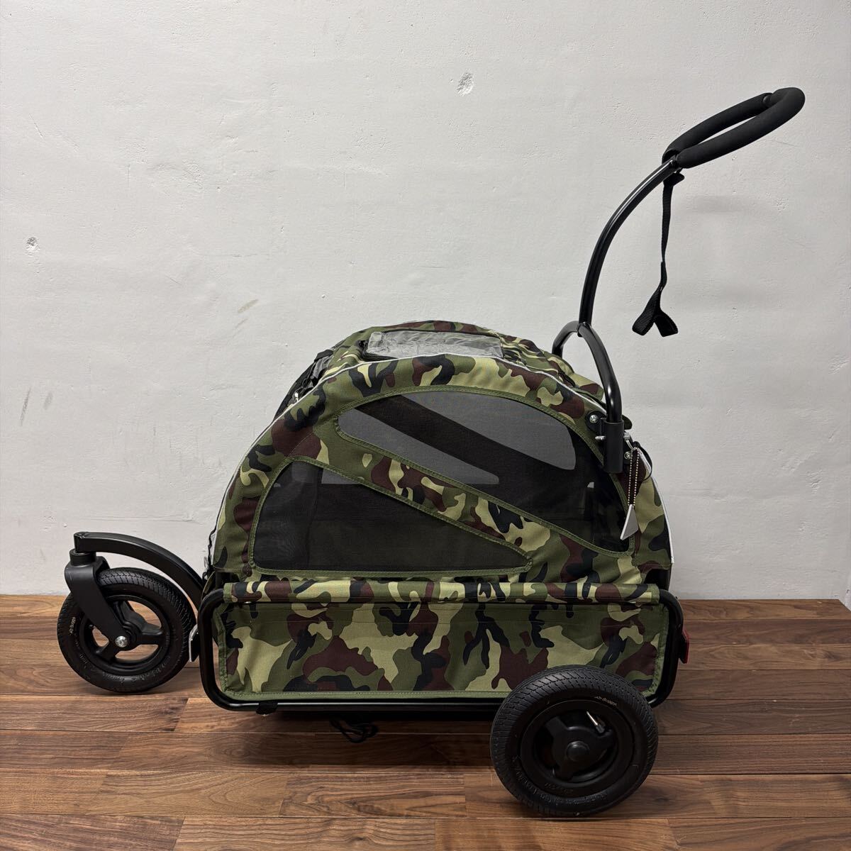 未使用展示品 美品 エアバギー Air Buggy ペットカート 迷彩柄 AirBuggy for Dog TWINKLE 3輪バギー拍卖