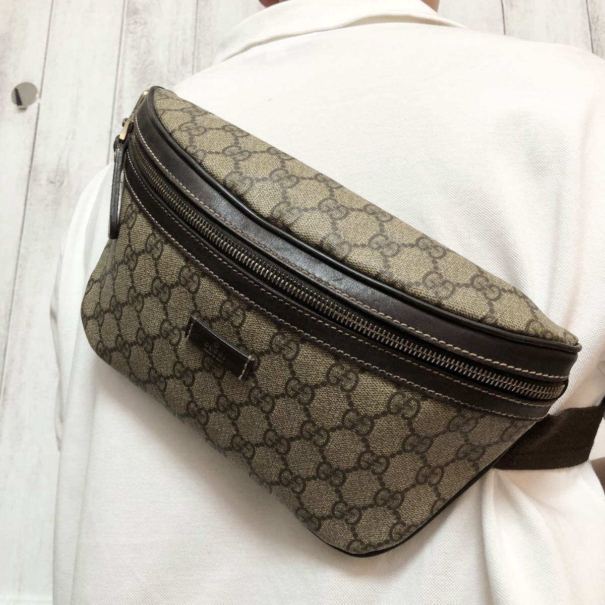 極美品●グッチ GUCCI ボディバッグ ウエストポーチ メンズ ビジネス 大容量 GGスプリーム PVC レザー 本革 ブラウン ロゴ 総柄 斜め掛け拍卖