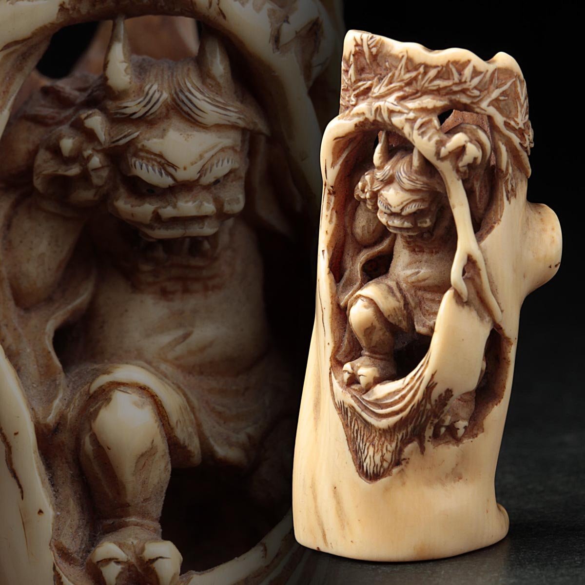 FH181 時代彫刻 精巧細密彫 古牙彫「渡辺綱と鬼」根付 縦5.4cm 木箱付「木の洞に隠れる侍と鬼」牙根付・古根付 提げ物 江戸期 古美術拍卖
