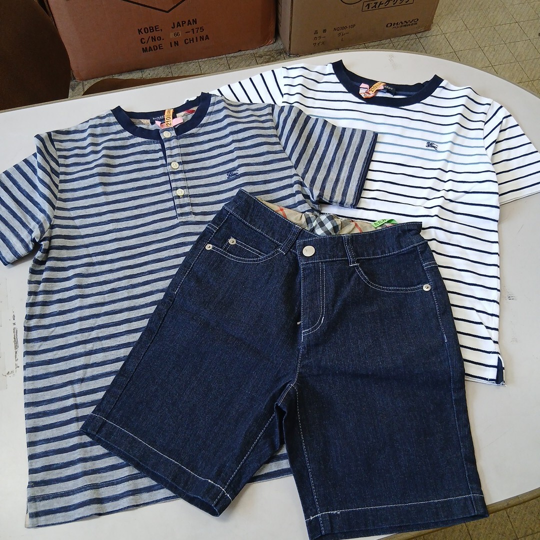 【まとめ売り】BURBERRY バーバリー ボーダー柄 Tシャツ 2枚 半袖 デニムハーフパンツ キッズ 140センチ拍卖