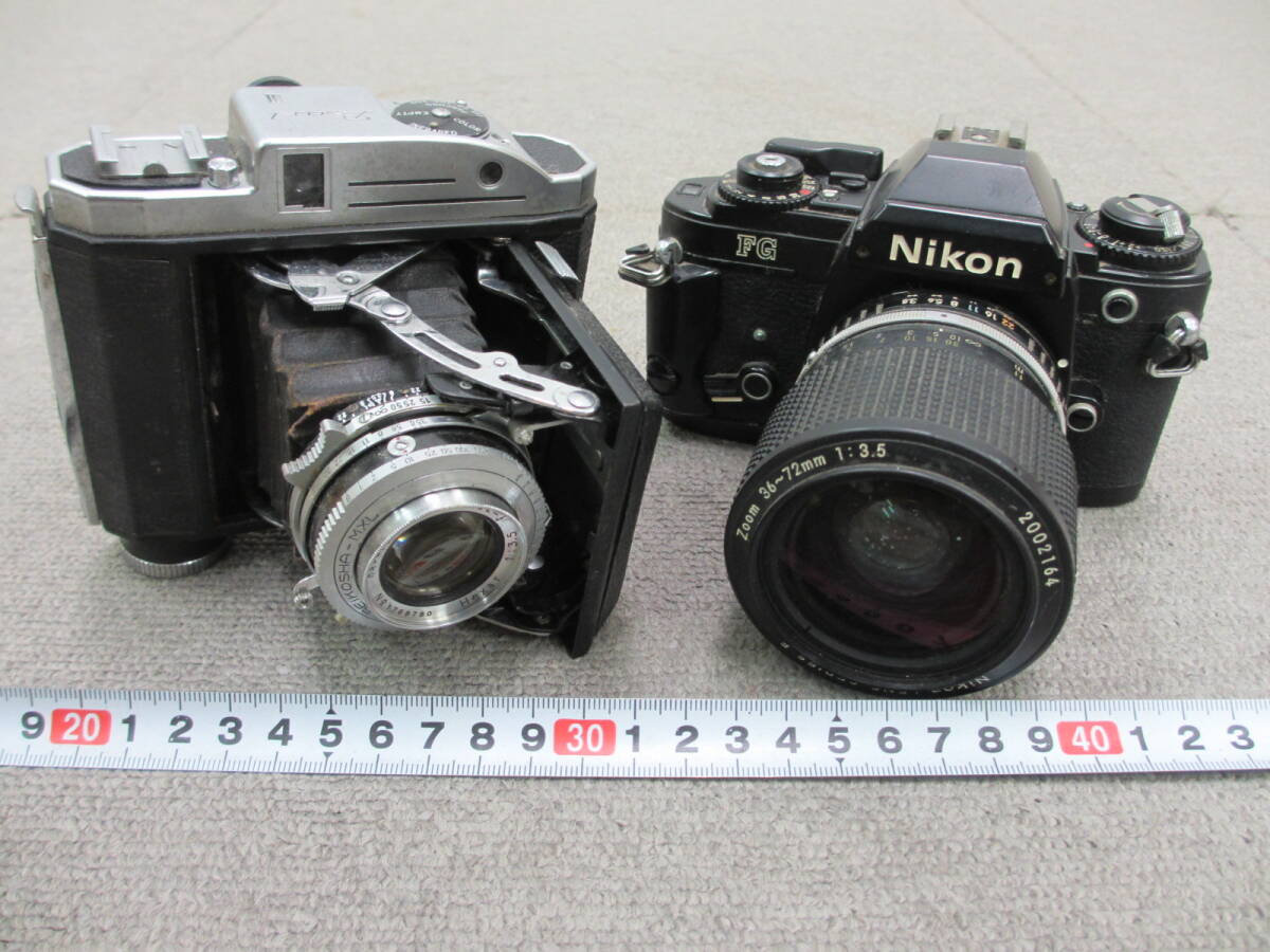 K647【6-8】★ フィルムカメラ 2点まとめて 小西六 Pearl Ⅲ 1:3.5 f=75㎜ ニコン FG 1:3.5 36~72㎜ 動作未確認・現状品 / 5-19拍卖