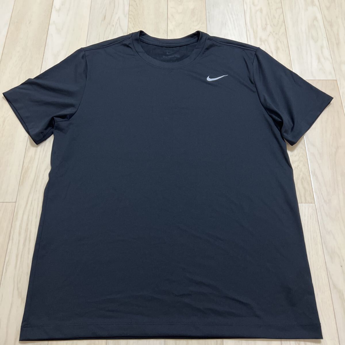 【美品】ナイキNIKE ランニングTシャツ L ブラック拍卖