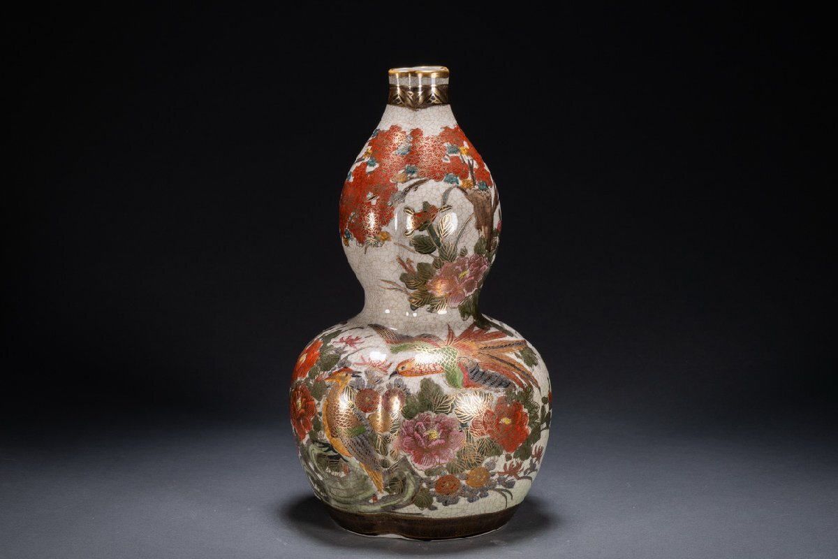 【雲錦】薩摩焼 金襴手 鳳凰 牡丹 紅葉 花鳥図 瓢箪花瓶 銘有 薩摩焼 飾壺 瓢型 徳利 花器 古美術 骨董品0525-002S05拍卖