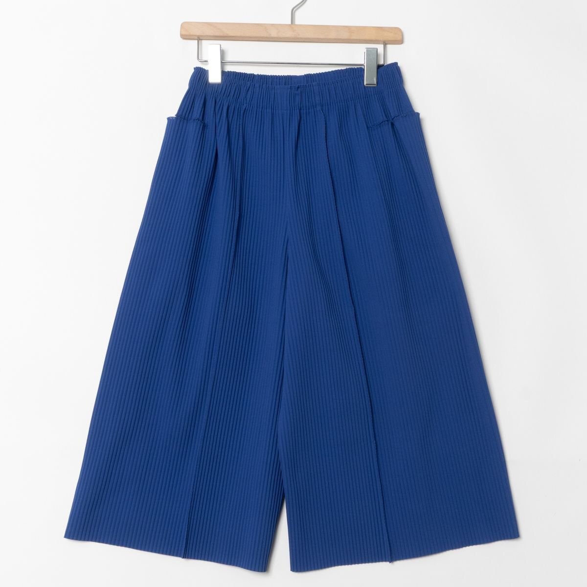 【1円スタート】me ISSEY MIYAKE イッセイミヤケ プリーツ加工 ポリエステルジャージフレアパンツ レディース ウエストゴム 青紫 無地拍卖