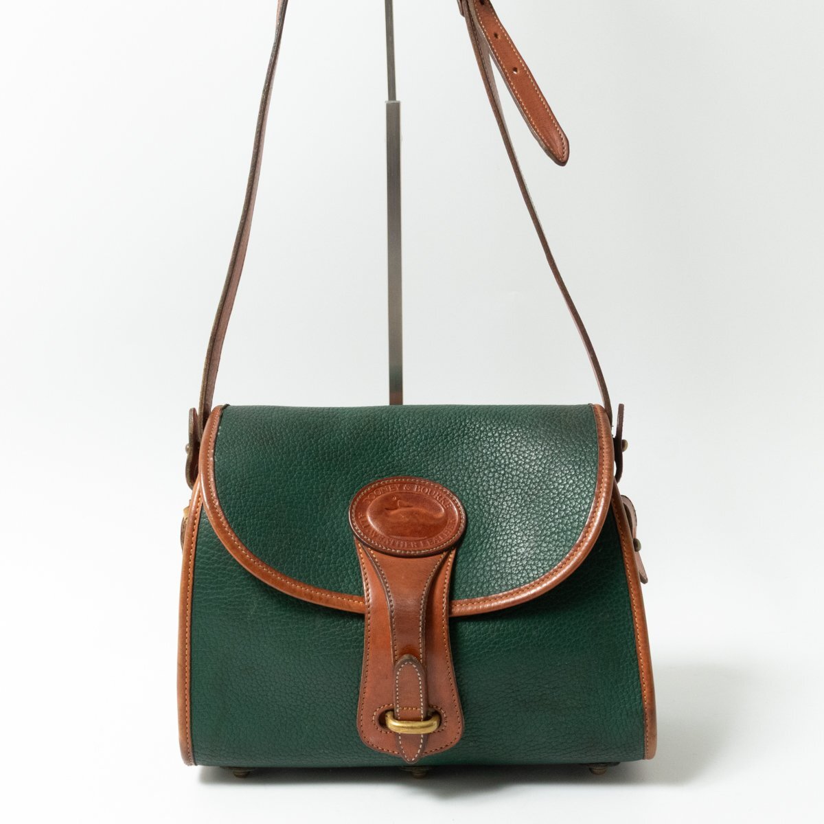 【1円スタート】Dooney & Bourke ドゥーニー&バーク ショルダーバッグ 斜めがけ グリーン ブラウン レザー 本革 USA製 フラップ拍卖