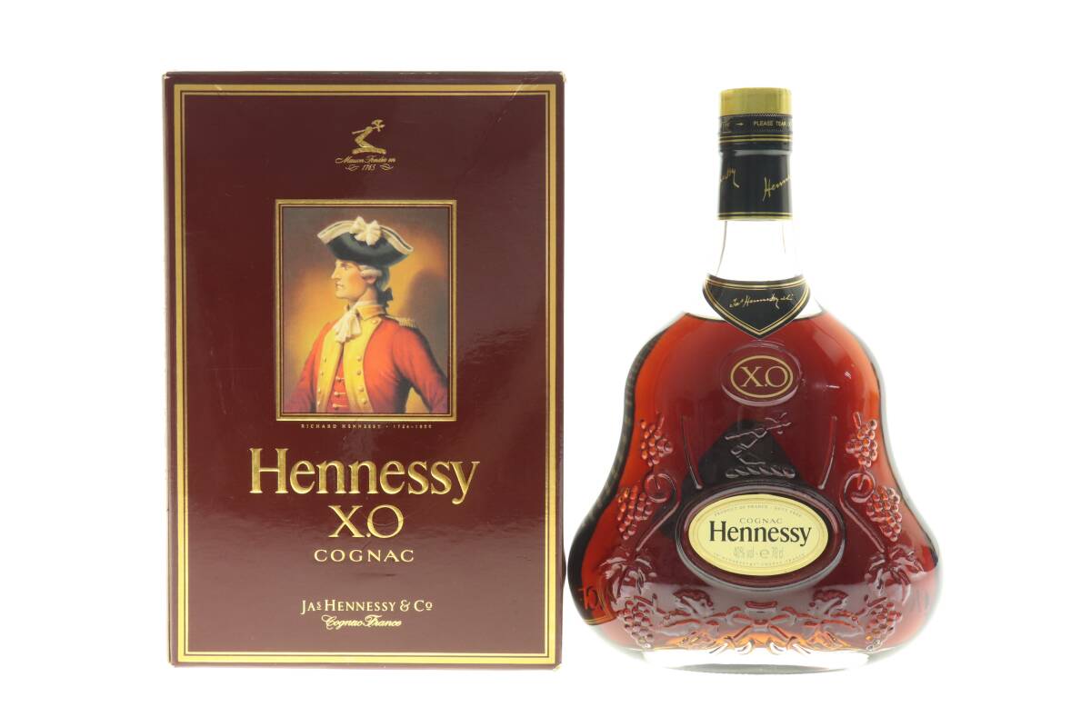 NJZB8-62-1 Hennessy ヘネシー X.O COGNAC コニャック ブランデー 金キャップ クリアボトル 700ml 40% 酒 箱付き 未開栓拍卖