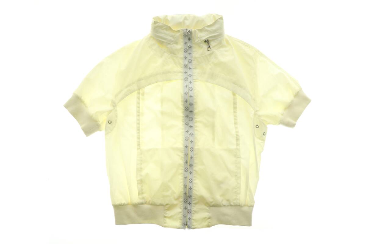 LCIQ8-6-30 LOUIS VUITTON ルイヴィトン ジャケット モノグラム ジップアップ 半袖 折りたたみフード 38 レディース ホワイト 中古拍卖