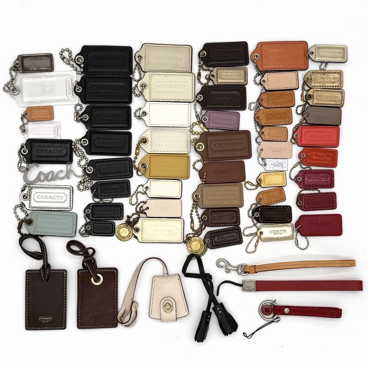 美品含む COACH コーチ チャーム まとめ 大量 60点セット バッグチャーム タッセル ネームタグ 携帯ストラップ ブランド 1円〜 売り切り拍卖