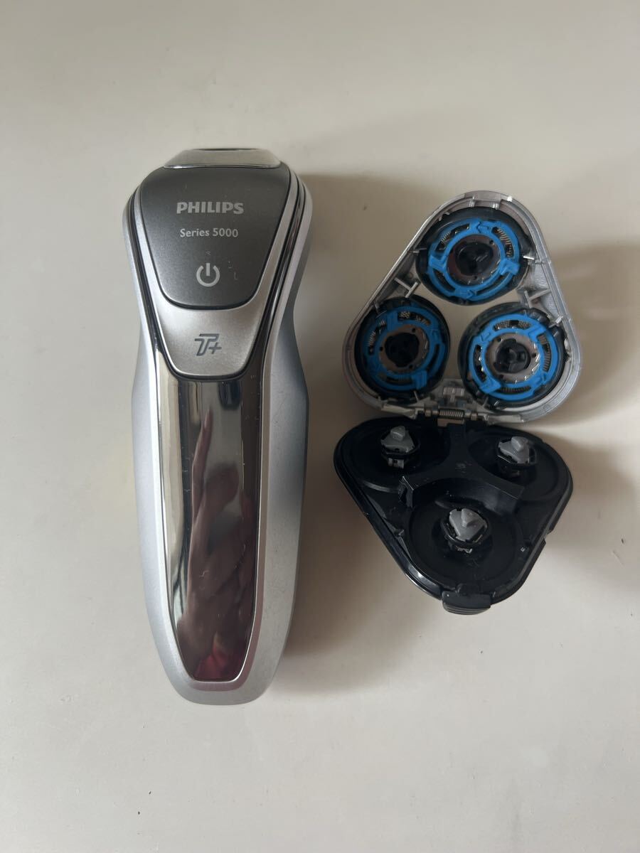 PHILIPS Series 5000 電気シェーバー 髭剃り 本体拍卖