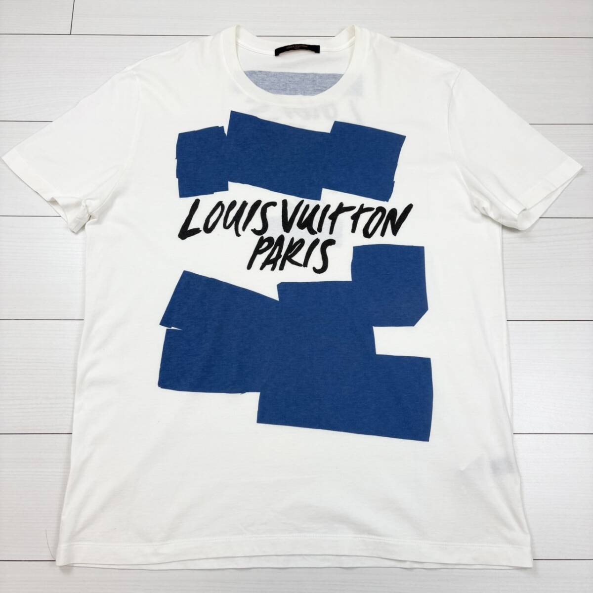 22『極美品・現行タグ』 LOUIS VUITTON ヴィトン メンズ ビッグロゴ プリント グラフィックロゴ 半袖 Tシャツ トップス ホワイト M拍卖