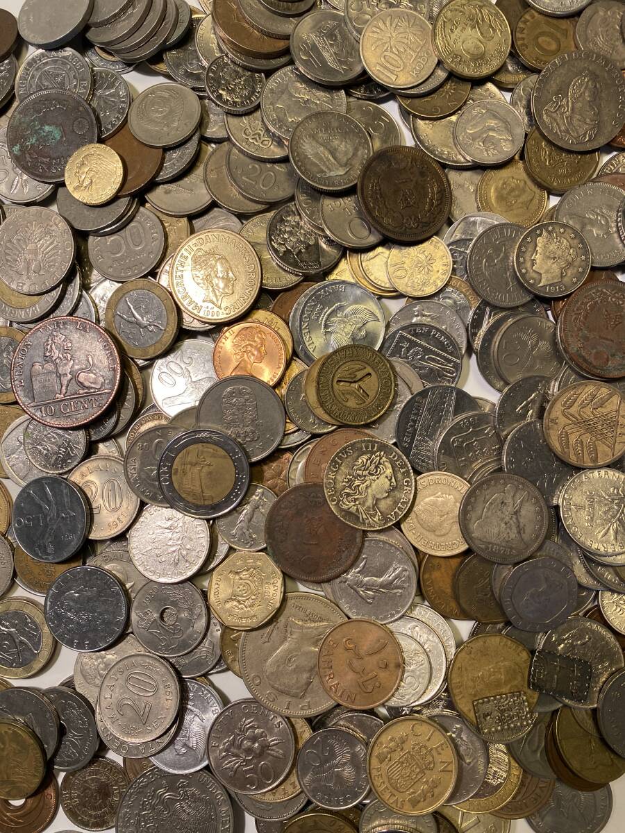 ★1円スタート 日本 アメリカ 古銭 おまとめ 大型貨幣 銀貨 ヨーロッパ 中国 大量 メダル 長期自宅保管品 拍卖