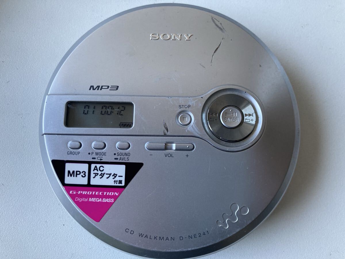 SONY ポータブルCDプレーヤーD-NE241 本体のみ/CD再生確認済み拍卖
