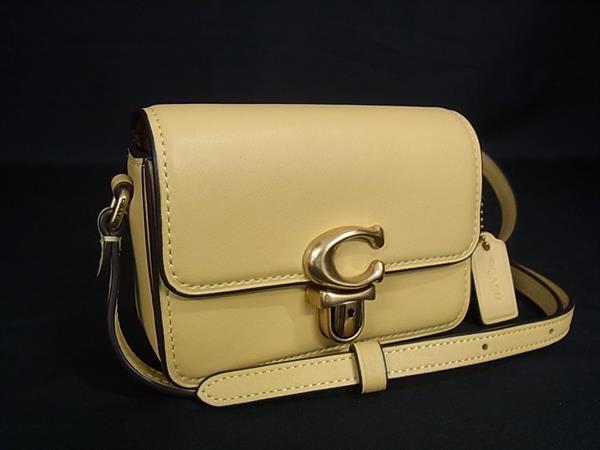 1円 ■新品同様■ COACH コーチ CC484 ストゥディオ 12 レザー クロスボディ ショルダーバッグ ポシェット 斜め掛け イエロー系 GE0496拍卖