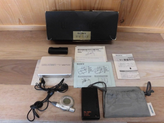 未検品 ジャンク扱い SONY カセットウォークマン WM-EX9 ニッケル電池・アダプター・電池欠品 激安1円スタート拍卖