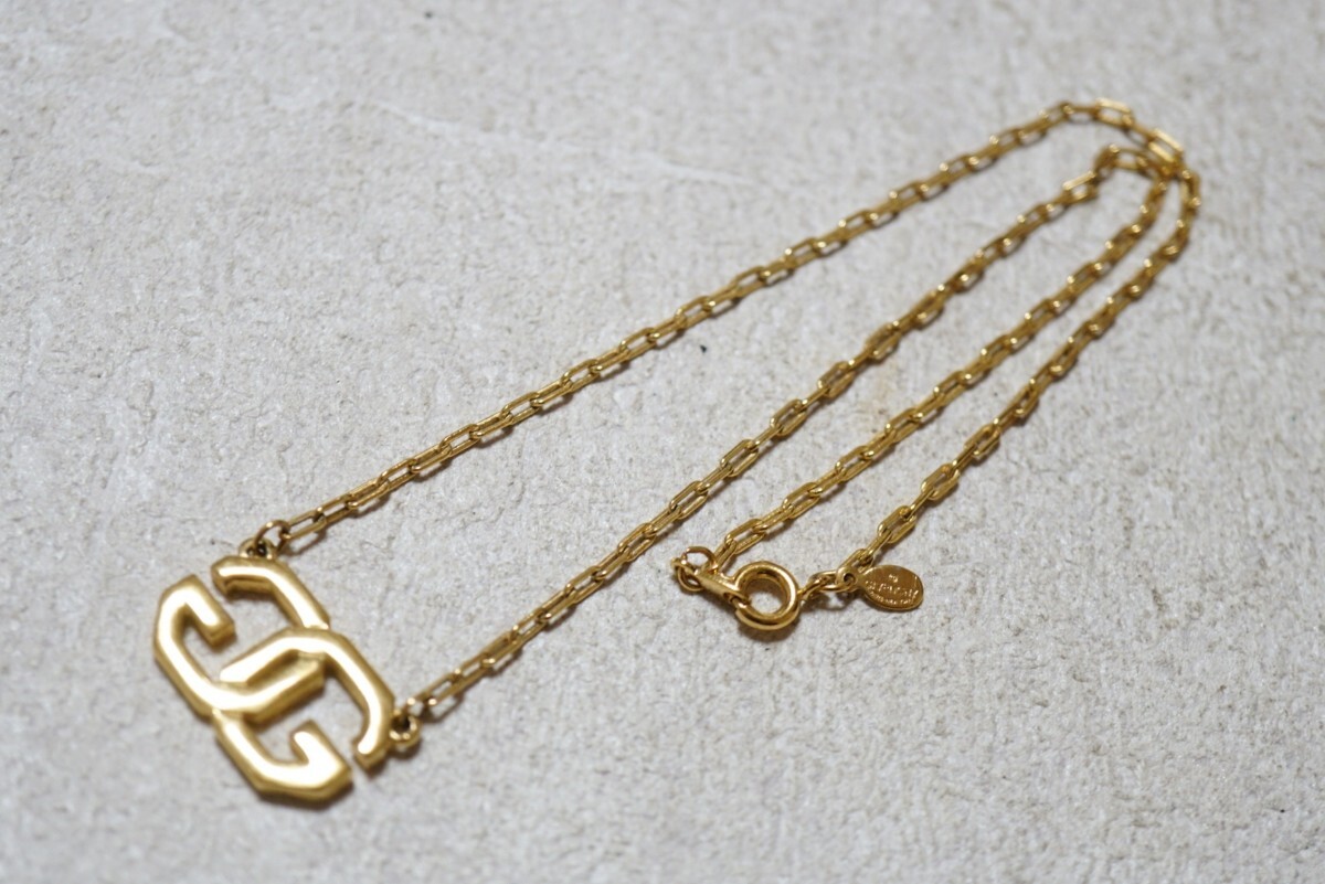 668 GIVENCHY/ジバンシィ 海外製 ブランド ゴールドカラー ヴィンテージ ネックレス ペンダント アクセサリー アンティーク 首飾り 装飾品拍卖