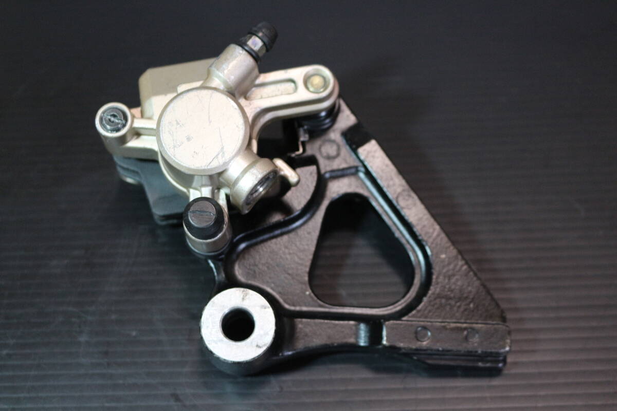 NSR50(レーサー) リアブレーキキャリパー(純正)《NSR80・NSF100・XR100モタード》拍卖