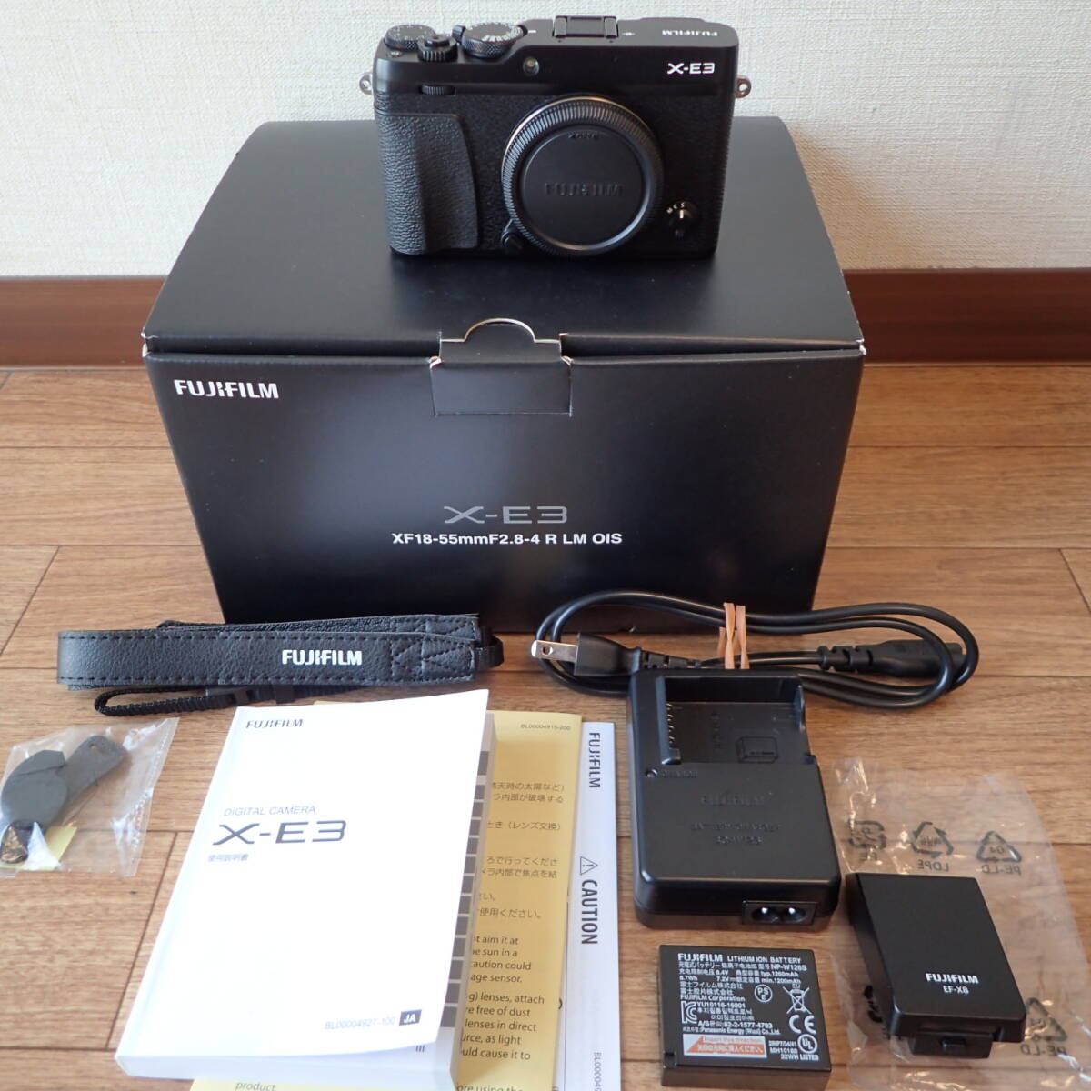 @@FUJIFILM X-E3 デジタルカメラ ボディ ミラーレス一眼 ブラック 黒 デジカメ フラッシュ フジフィルム 富士フィルム レンズなし拍卖