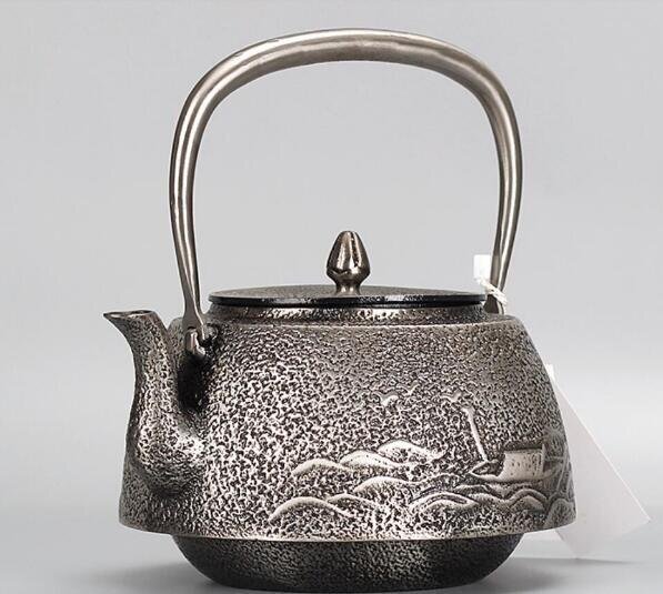高品質★新品★鉄器 砂鉄製 鉄瓶 大容量鉄壺 コーティングなし 手作り純鉄 やかんを沸かす お茶の道具拍卖