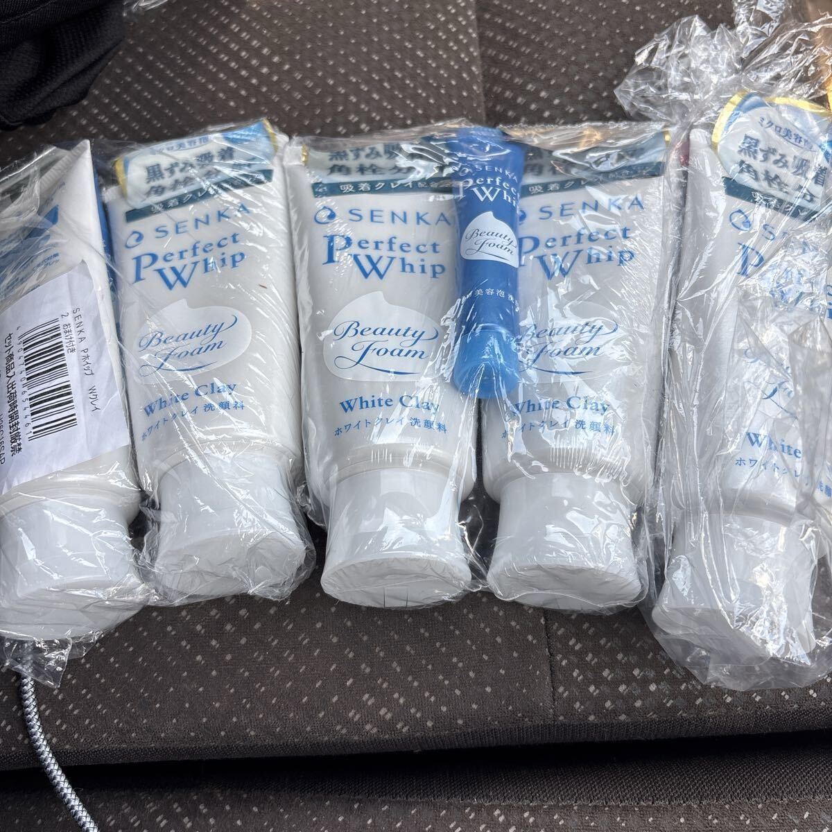 SENKA Perfect Whip White Clay 洗顔フォーム 120g 拍卖
