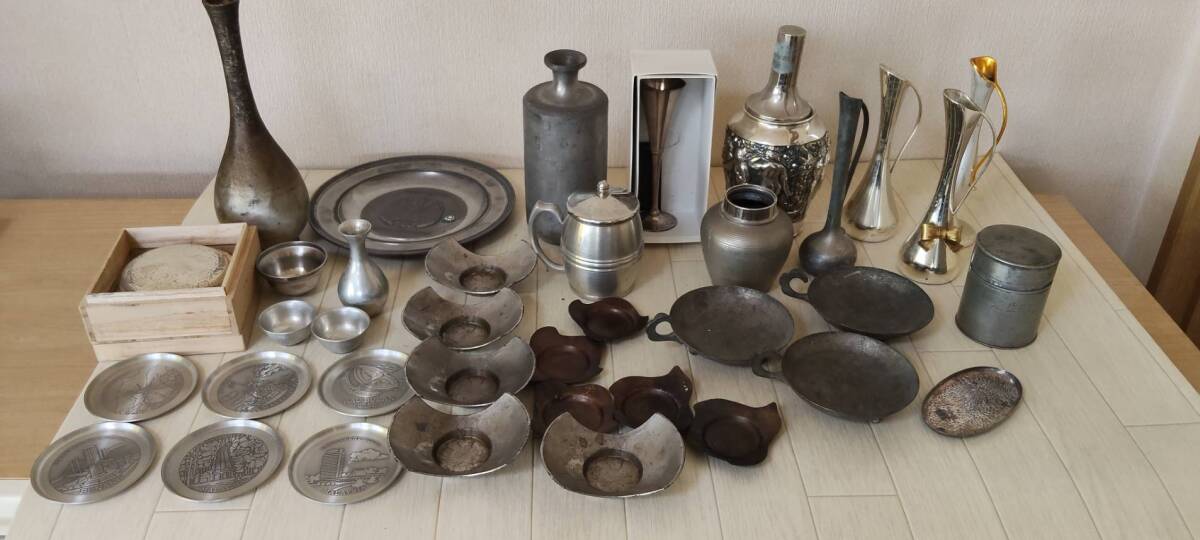 金属工芸まとめ 古錫 茶托 茶壺 ピューター 錫 一輪挿し コースター ビールカップ 中古品拍卖