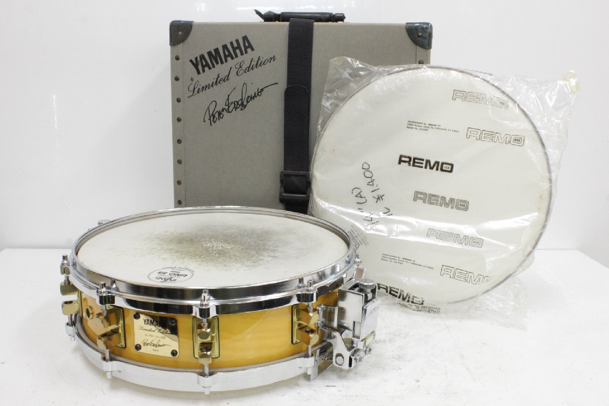 ☆【2H0609-3】YAMAHA ヤマハ スネアドラム Peter Erskine SD-014 打面ヘッド/ケース ピーターアースキン EvansUno 58 CAD/CAM 1000 現状品拍卖