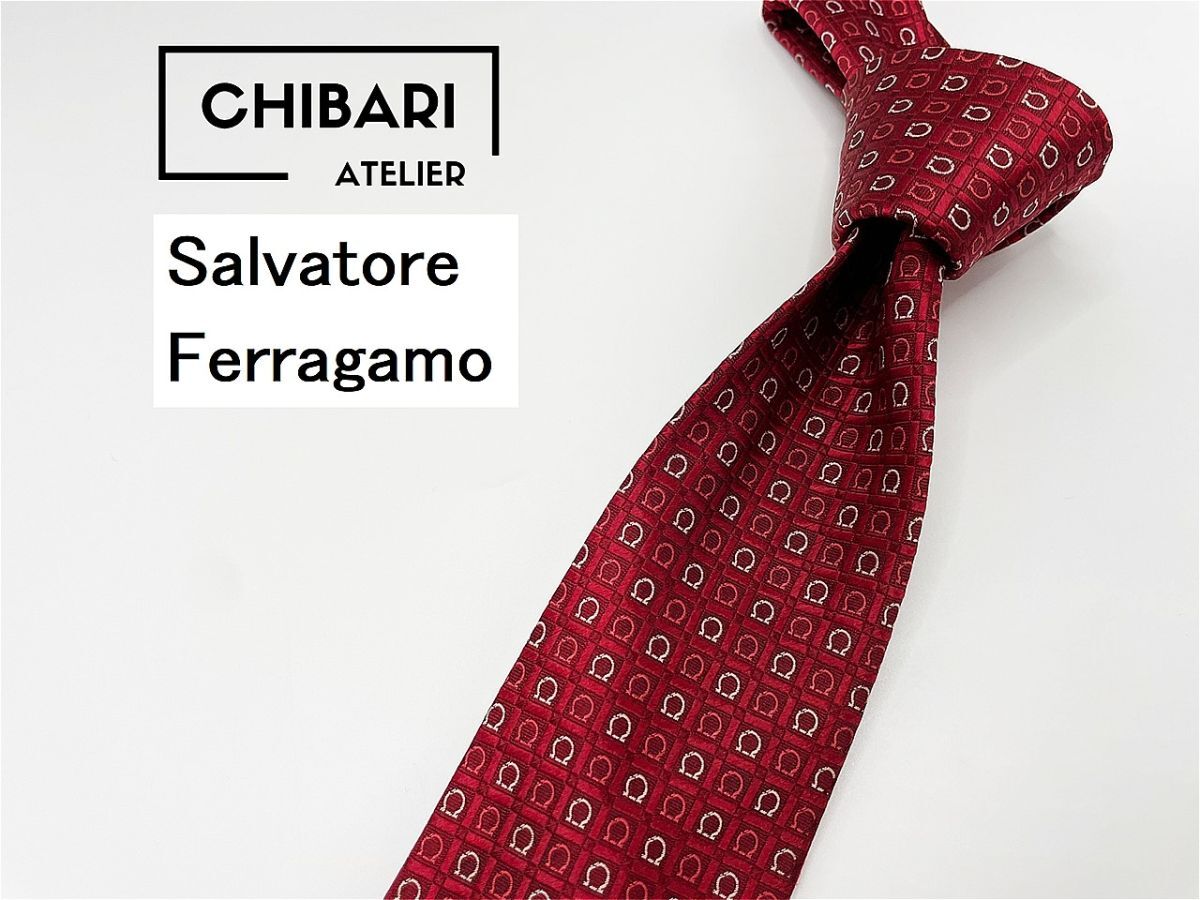 【超美品】Salvatore Ferragamo フェラガモ 全面ロゴ柄 ネクタイ 3本以上 送料無料 メンズ レッドブラウン 0504230拍卖