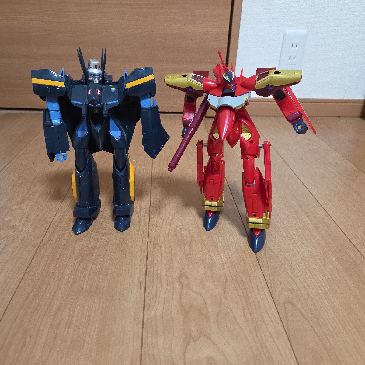 DX ファイヤーバルキリー ステルスバルキリー マクロス7 ジャンク拍卖