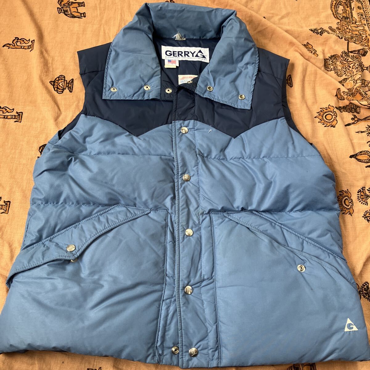 GERRY USA製 ダウンベスト ネイビー ベスト XL ぱふぱふ ふかふかです 検索 woolrich エディーバウワー エルエルビーン拍卖