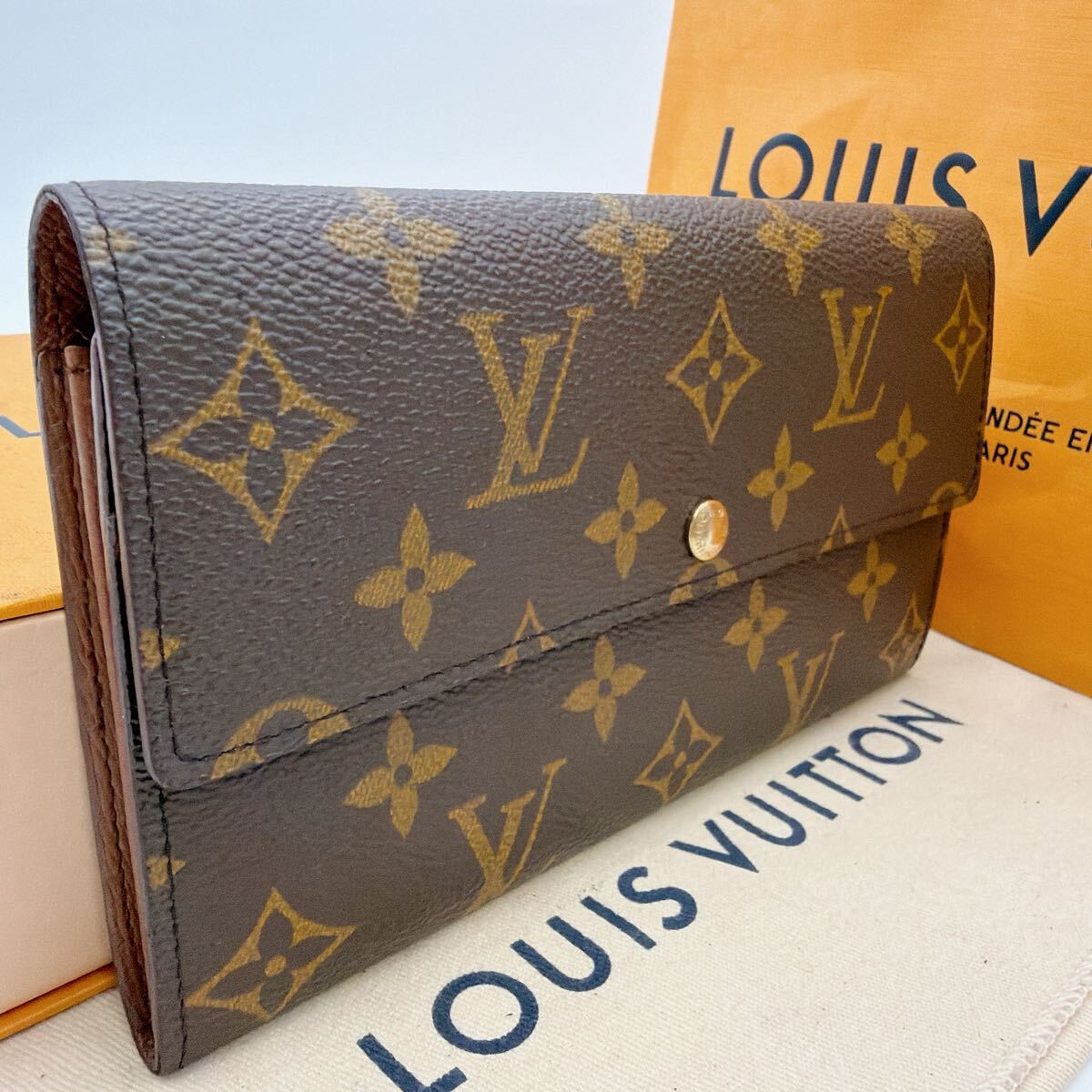 7196【極美品】LOUIS VUITTON ルイヴィトン モノグラム ポシェット ポルトモネクレディ 長財布 二つ折り財布 ウォレット M61725/CA0995拍卖