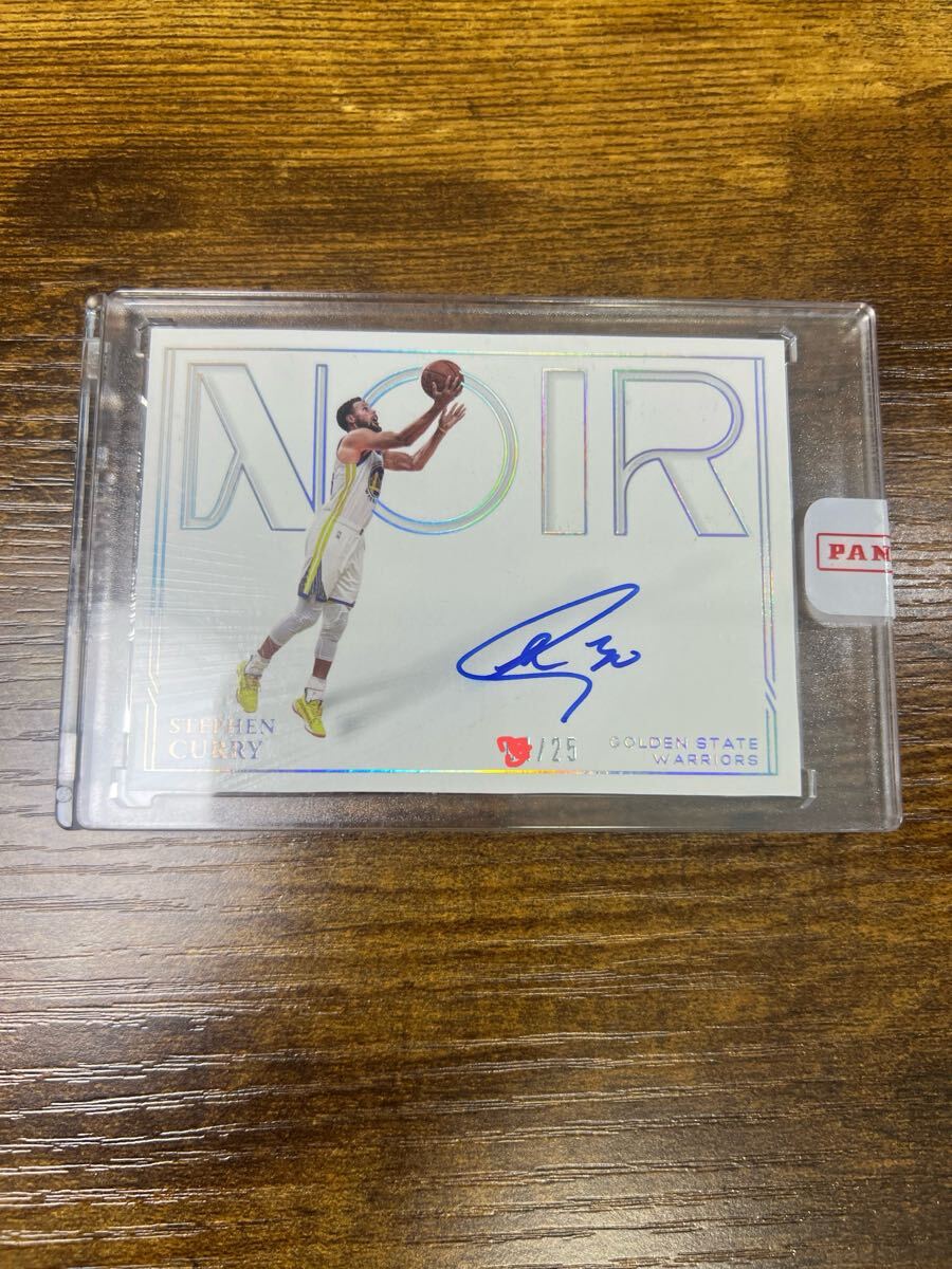 レア 25枚限定 Stephen Curryステフィン・カリー Noir Shadow NBA 直筆サイン Panini Auto NBAカード Signatures 直筆サインカード拍卖