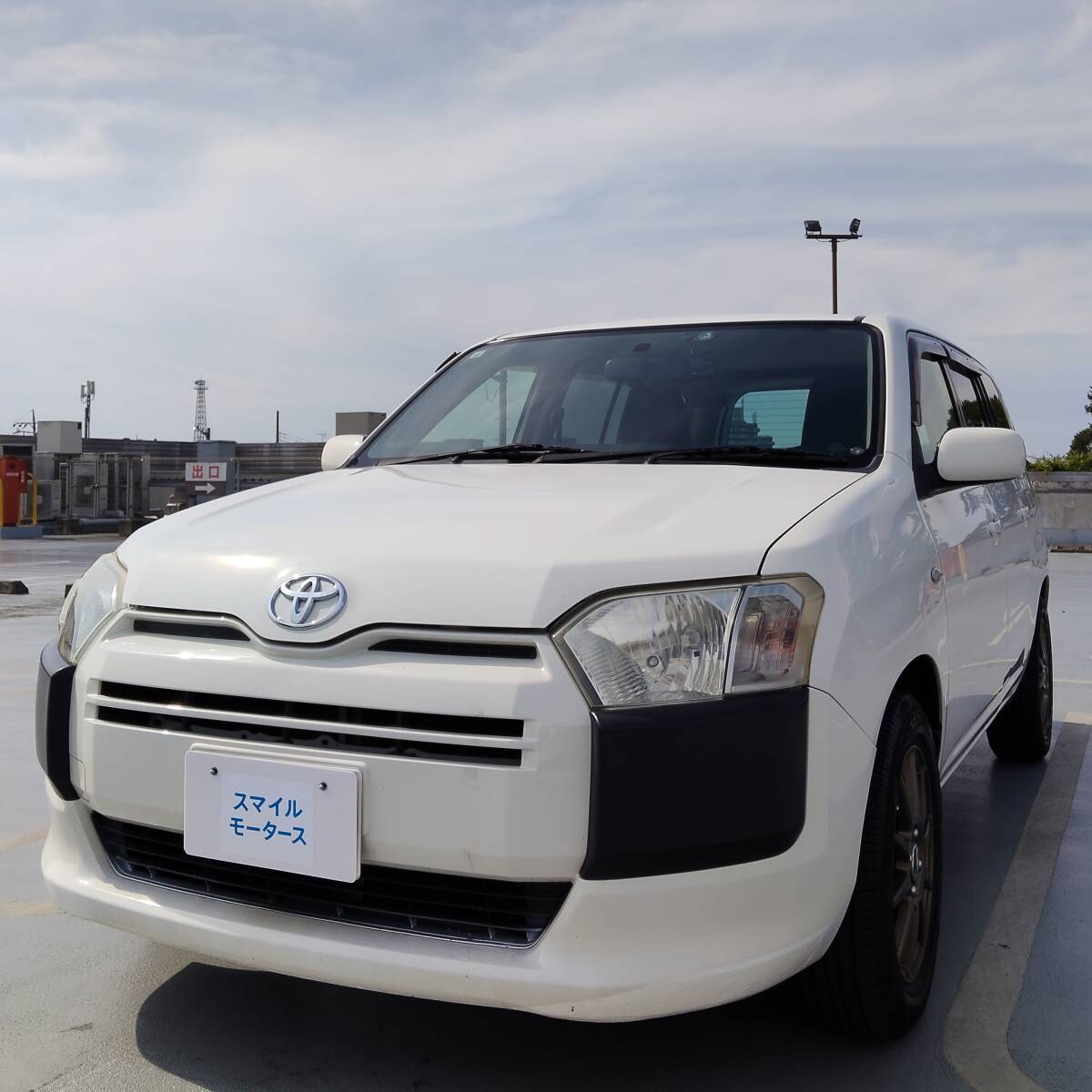 即決★即納★車検付きR8年10月まで★乗って帰れます★プロボックス★走行11万キロ★修復歴なし★人気の白/ナビ、テレビ/ETC/オマケつき拍卖