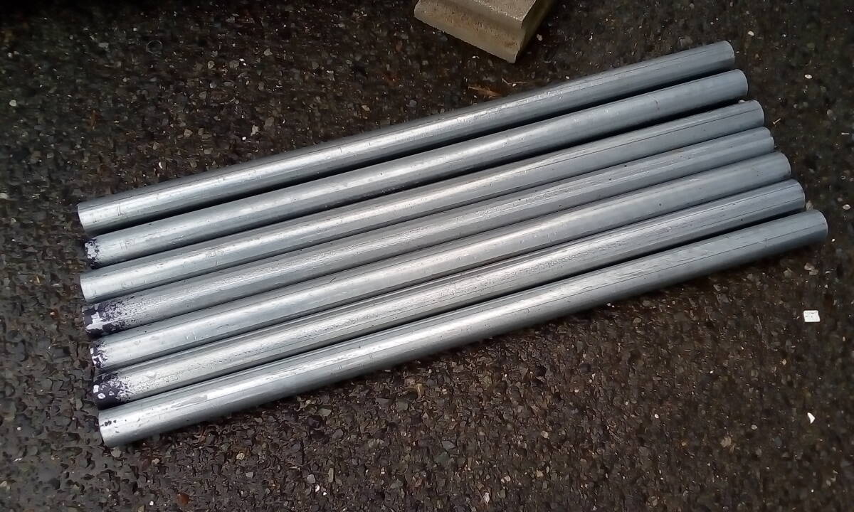 ◇ ③ 【直接引取のみ】 鉄のパイプ 丸 7点 おまとめ 長さ約100cm 足場 建材用 中古品 錆や汚れあり拍卖