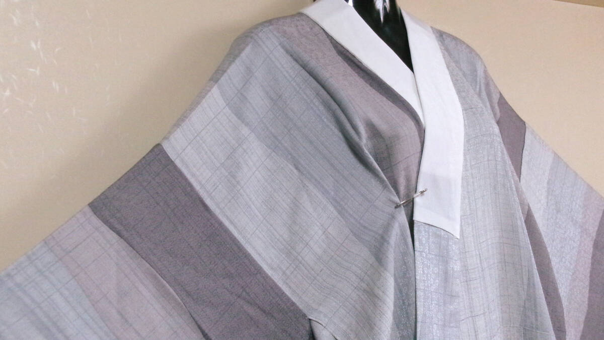 500【美品】お勧め品※薄紫鼠色縦縞模様※半衿付き※正絹※無双袖※単衣※長襦袢 丈133 裄68拍卖